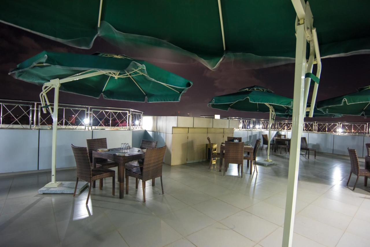 Euro Hotel And Apartments Dar es Salaam Eksteriør billede