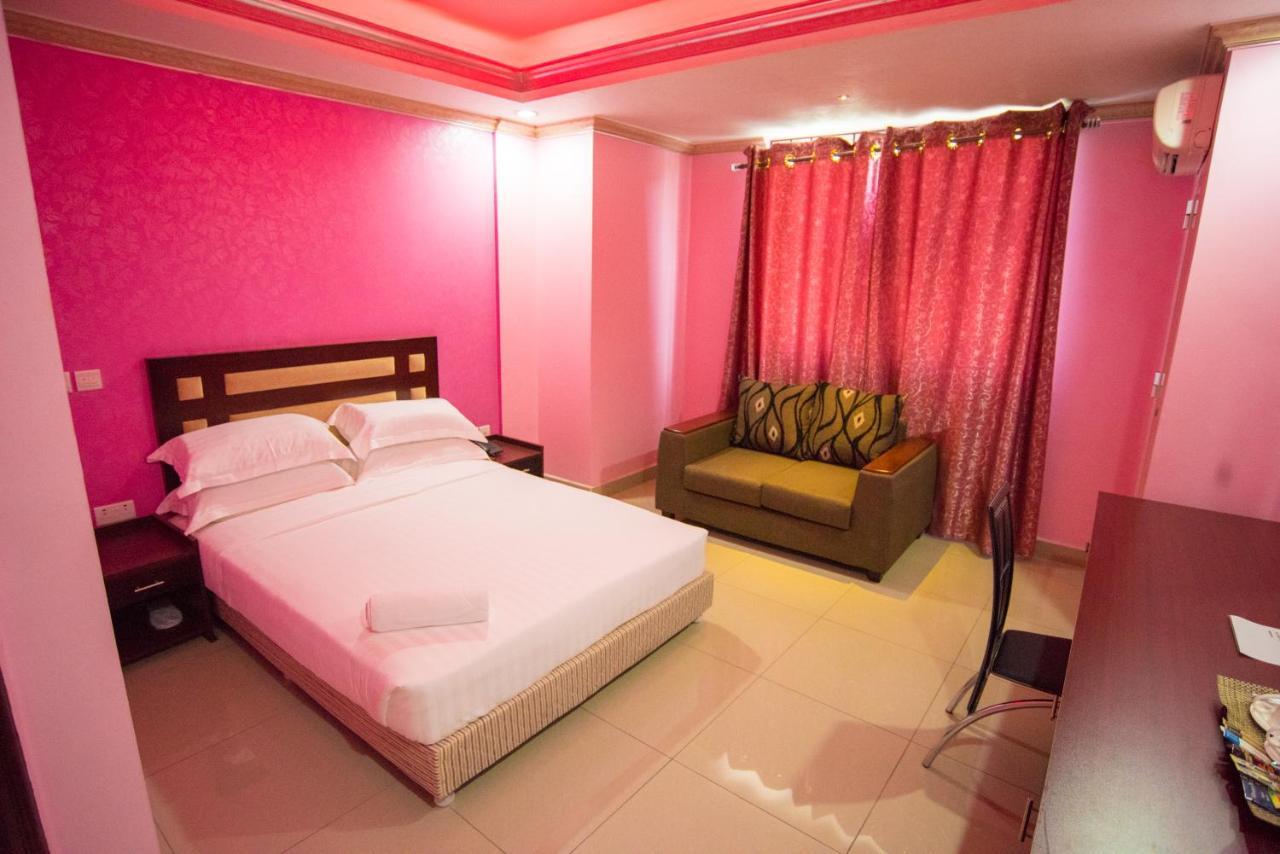 Euro Hotel And Apartments Dar es Salaam Eksteriør billede