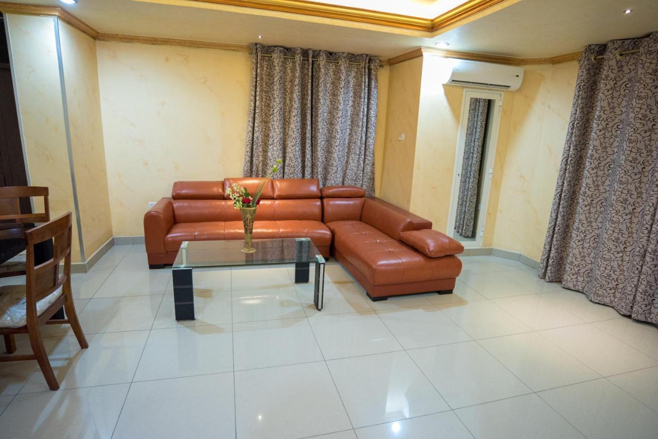 Euro Hotel And Apartments Dar es Salaam Eksteriør billede