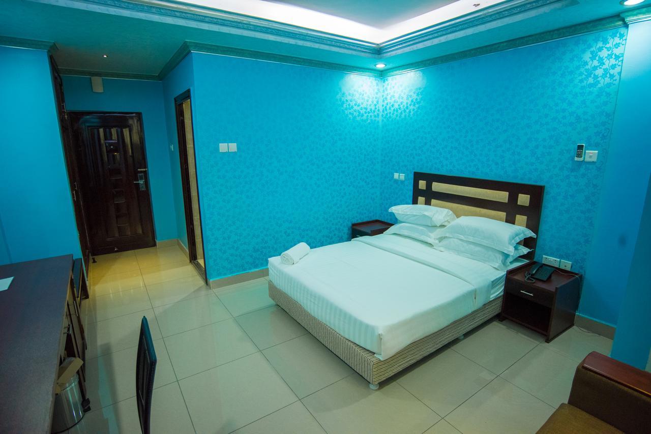 Euro Hotel And Apartments Dar es Salaam Eksteriør billede