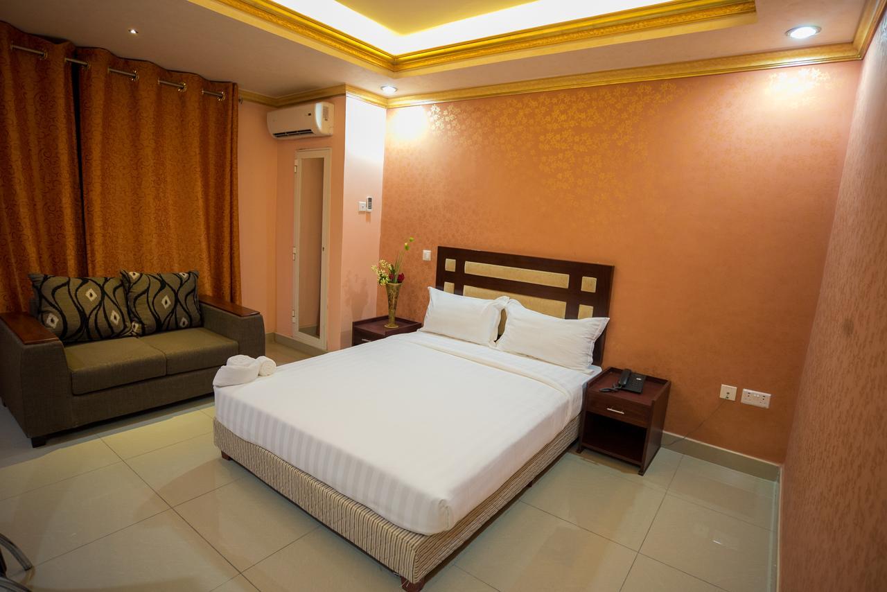 Euro Hotel And Apartments Dar es Salaam Eksteriør billede