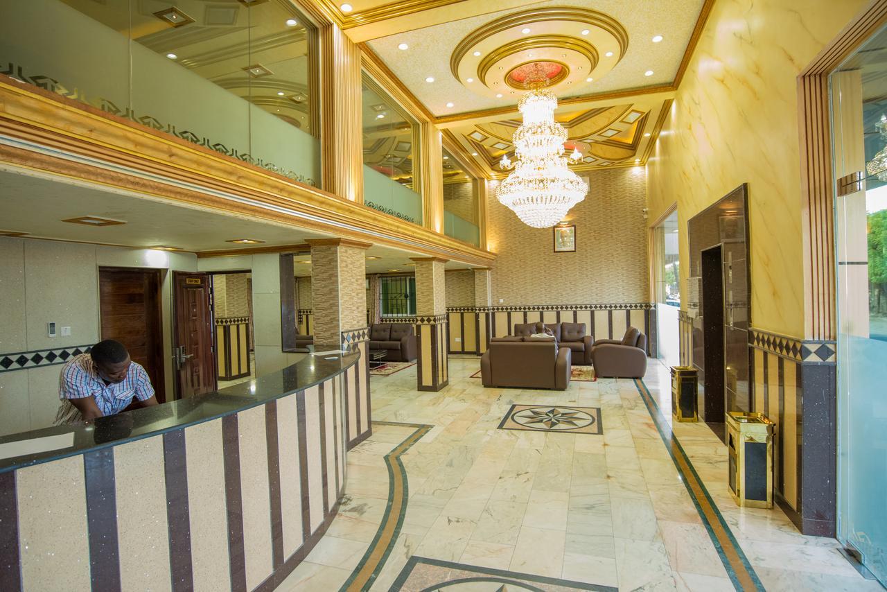 Euro Hotel And Apartments Dar es Salaam Eksteriør billede